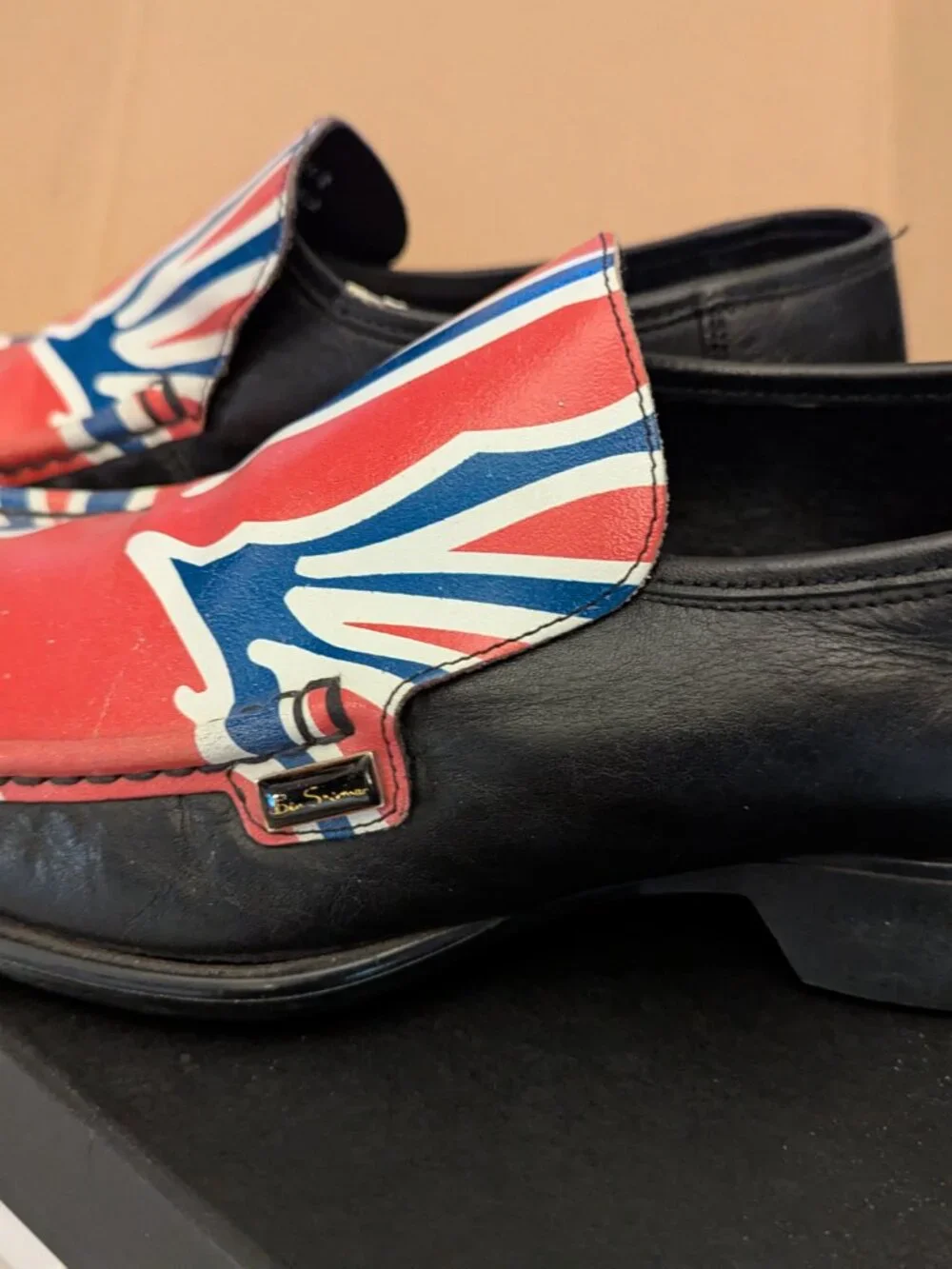 BEN SHERMAN Mens British Loafers  Size 10